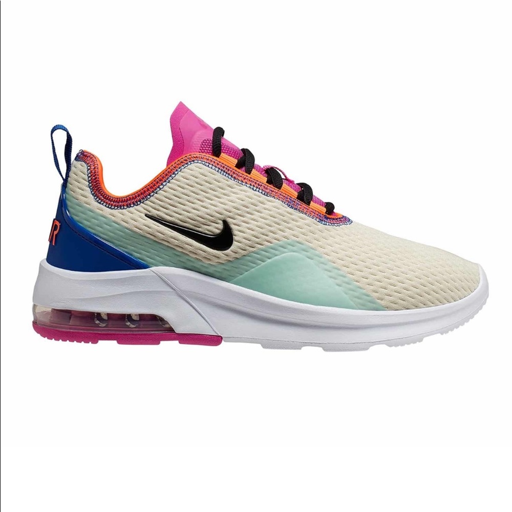 🎉 🥳 HP🎊 🥳Nike air max motion 2